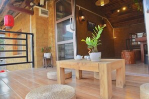Ảnh chưa phân loại, 4 trong số 64 ảnh, nút