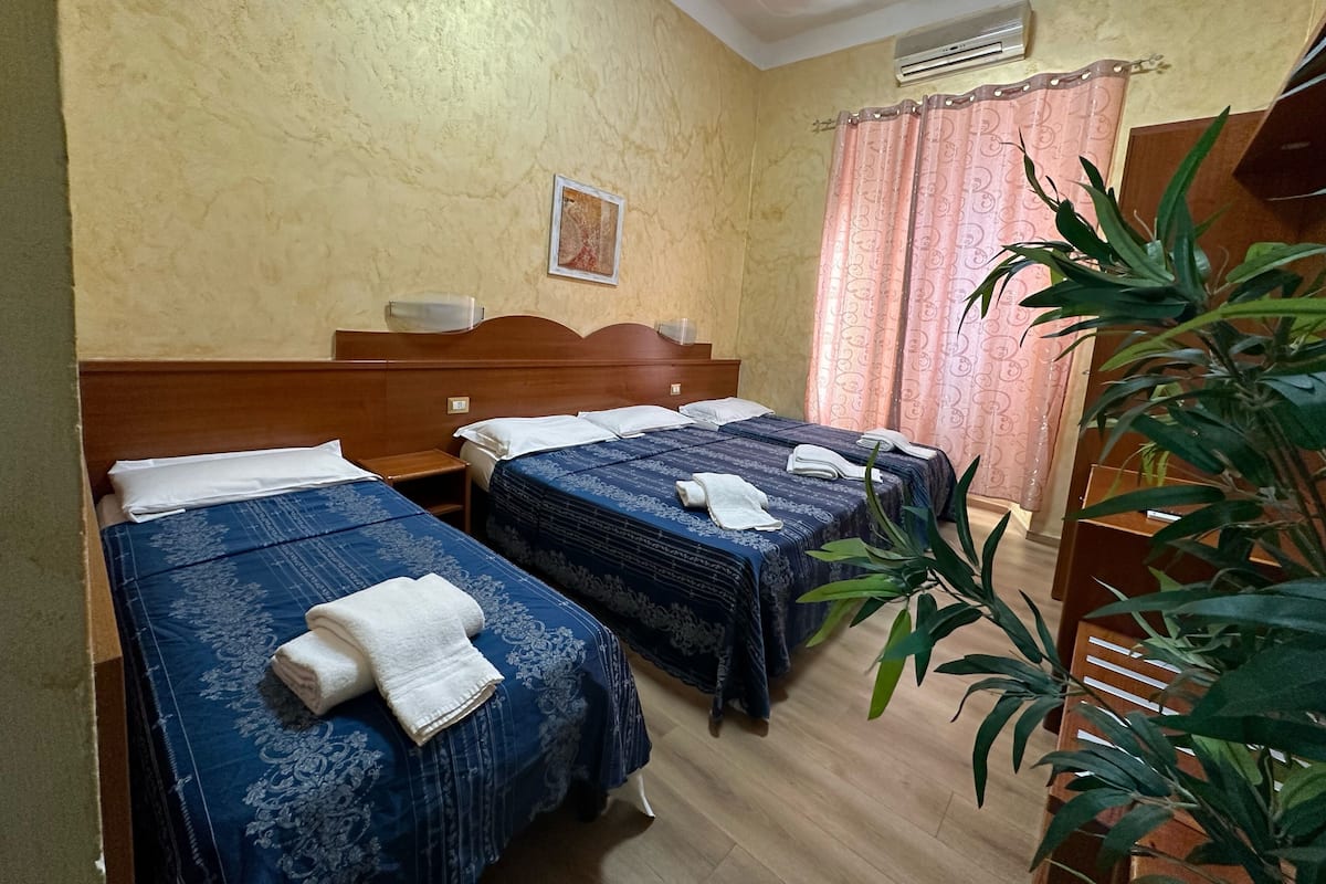 Standard Quadruple Room | 1 bedroom, desk, free WiFi