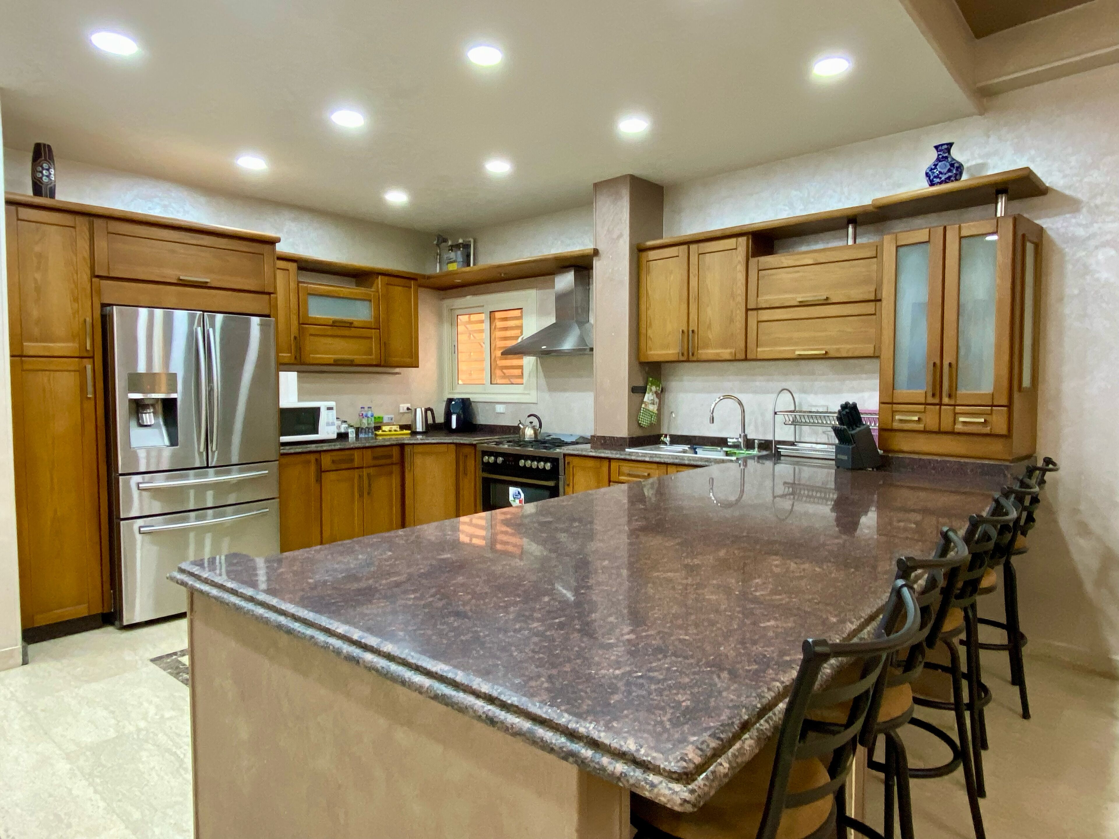 Presidential Villa, Patio, Garden View | Private kitchenette | Full-size fridge, microwave, oven, dishwasher