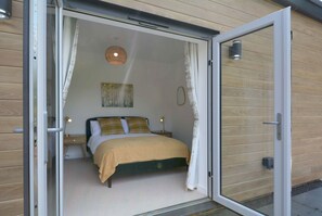 3 soverom, strykejern/-brett, internettilgang og sengetøy