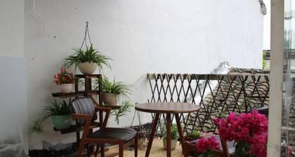 Nanxun One Meter Sunshine Inn