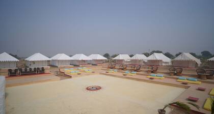 Teela Jaisalmer Luxury Desert Swiss Tent