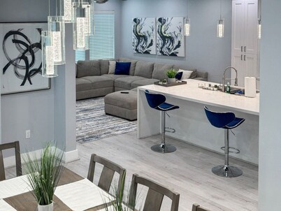 3-Story Downtown HTX Getaway