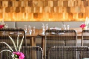Restaurant - Bangsaen Heritage Hotel (Chon Buri City)