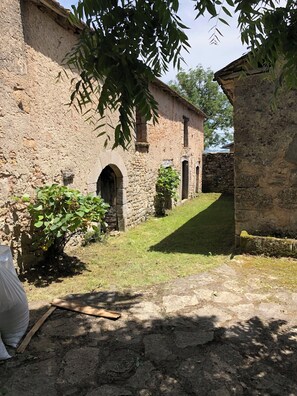 Property grounds - La Maison Novalia Wifi Terrasse Piscine Campagne (La Rouquette)