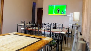 مطعم