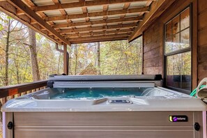 Bain à remous extérieur