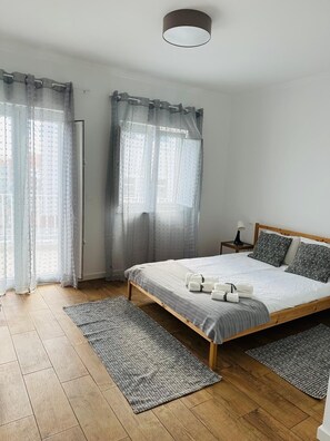 3 bedrooms, WiFi, bed sheets