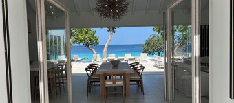 Brand New, Private Oceanfront Villa with Breathtaking Diving in Your Backyard