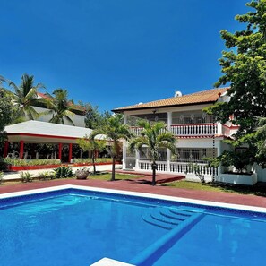 Pool - Private Villa w/pool ,AC/WiFi great for family vacations or parties,near beach (Juan Dolio)