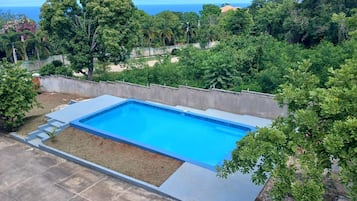 Udendørs pool