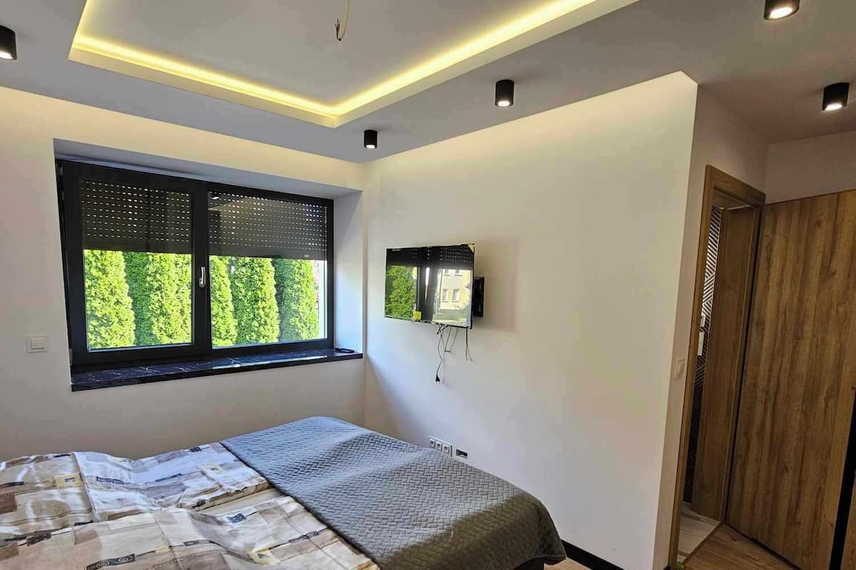 Habitación con 1 cama matrimonial o 2 individuales | Escritorio, espacio para trabajar con laptop y wifi gratis