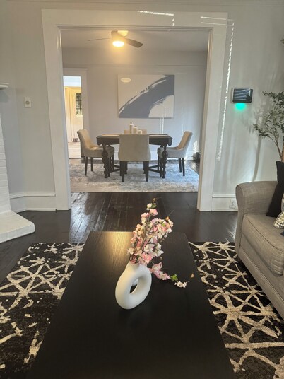 The Beautiful City Escape Downtown Delight