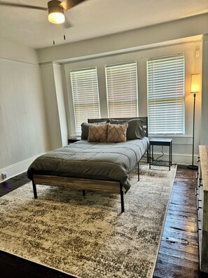 3 Schlafzimmer, Bügeleisen/Bügelbrett, kostenloses WLAN, Bettwäsche