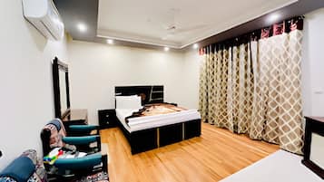 Habitación triple | Sistema de insonorización y wifi gratis