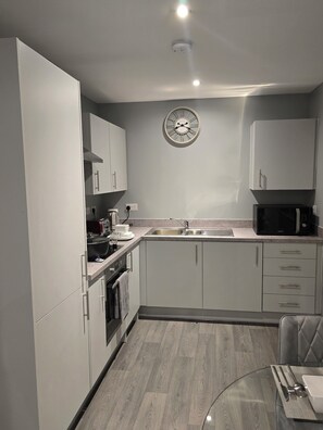 Microwave, oven
