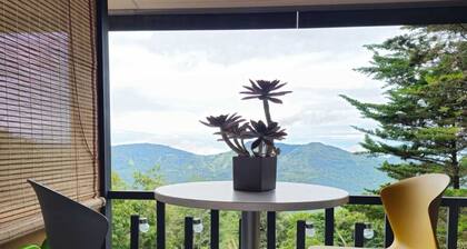 Villa Jade Dota, Tu refugio moderno en la naturaleza.