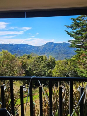 Interior - Villa Jade Dota: Tu Descanso Privado Sobre las Nubes (El Jardín)