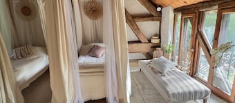 Charming gîte, benefiting from absolute calm and generous natural surroundings.