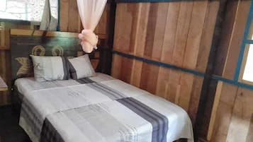 3 bedrooms, WiFi, bed sheets
