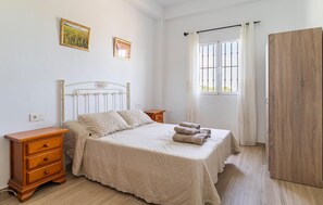 5 bedrooms, iron/ironing board, travel cot, free WiFi