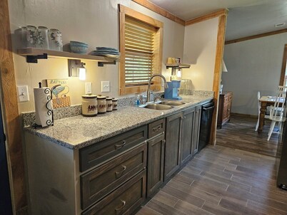 Relax in the wilderness at Bowie Acres