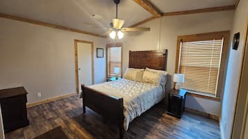 2 habitaciones, cuna de viaje, wifi gratis y ropa de cama