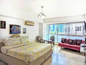 Down duvets, iron/ironing board, free WiFi, bed sheets - YC 701-C l Apartamento 2BR en av balboa (Panama City)
