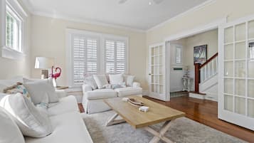 Smart TV, DVD player, printers