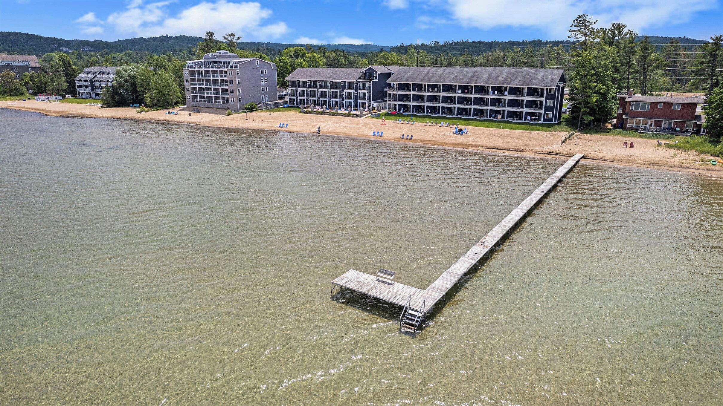 Am Strand, Liegestühle, Strandtücher