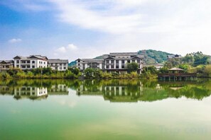 Exterior - Green Bin Phoenix Hotel(Beiliu Country Garden ) (Beiliu)