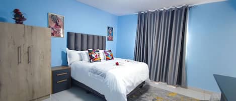 Deluxe Double or Twin Room, Courtyard View | Hypo-allergenic bedding, blackout drapes, free WiFi, bed sheets