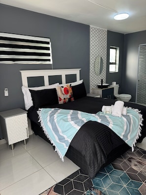 Comfort Double or Twin Room, Courtyard View - Eden Villas Guesthouse  (Kuruman)