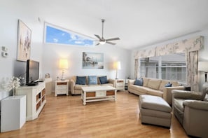Living area - Village West Condo (Sarasota)