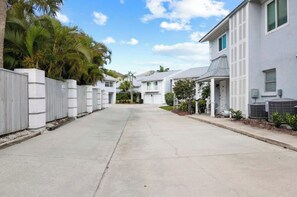 Property grounds - Village West Condo (Sarasota)