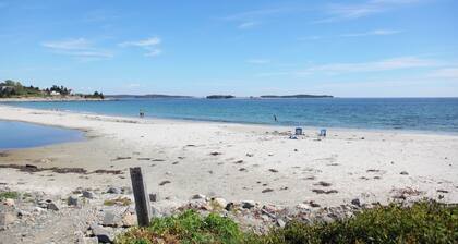 The Beacon at Bayswater Beach