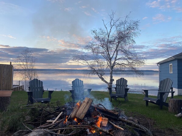 Property grounds - Incredible views, ample amenities & cozy atmosphere (Killaloe)