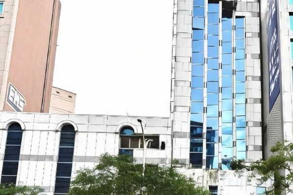 Exterior - Charming City Hotel (Taipei)