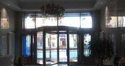 Nongchang Business Hotel