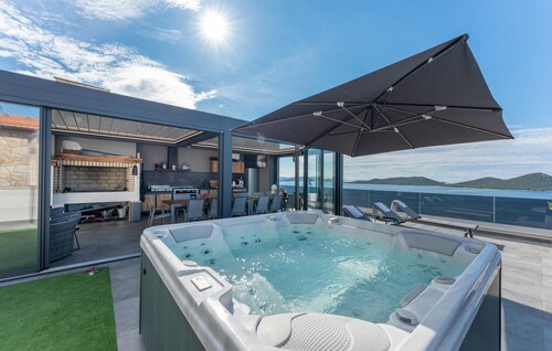 Stunning apartment in Drage with sauna