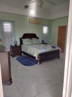 3 chambres, bureau, fer et planche à repasser, Wi-Fi