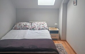 1 habitación, cuna de viaje, wifi gratis y ropa de cama 