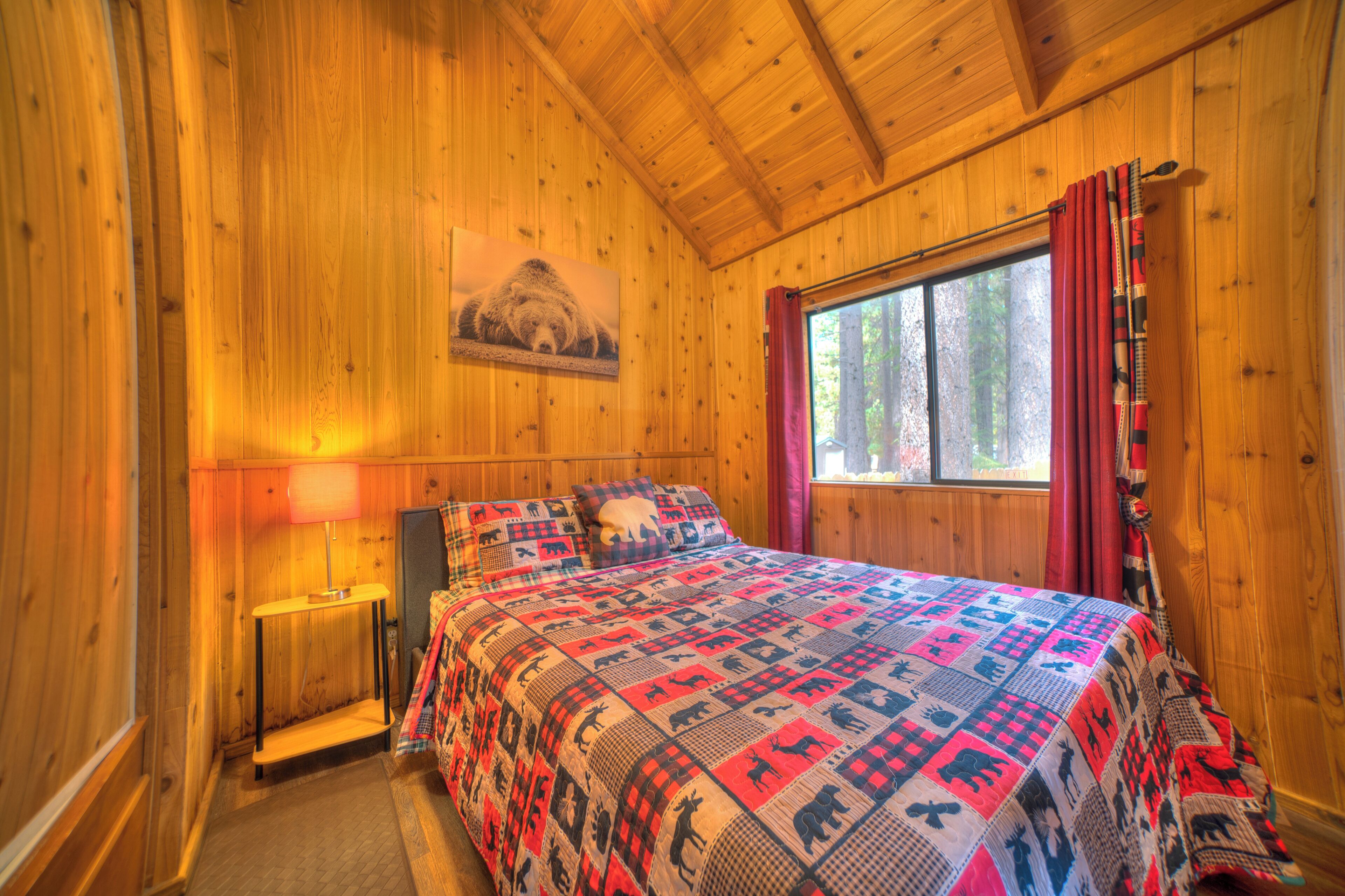 2 sovrum, strykjärn/strykbräda, gratis wi-fi och sängkläder