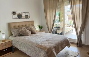 2 bedrooms, travel crib, free WiFi, bed sheets - Pet friendly apartment in Aguadulce (Aguadulce)