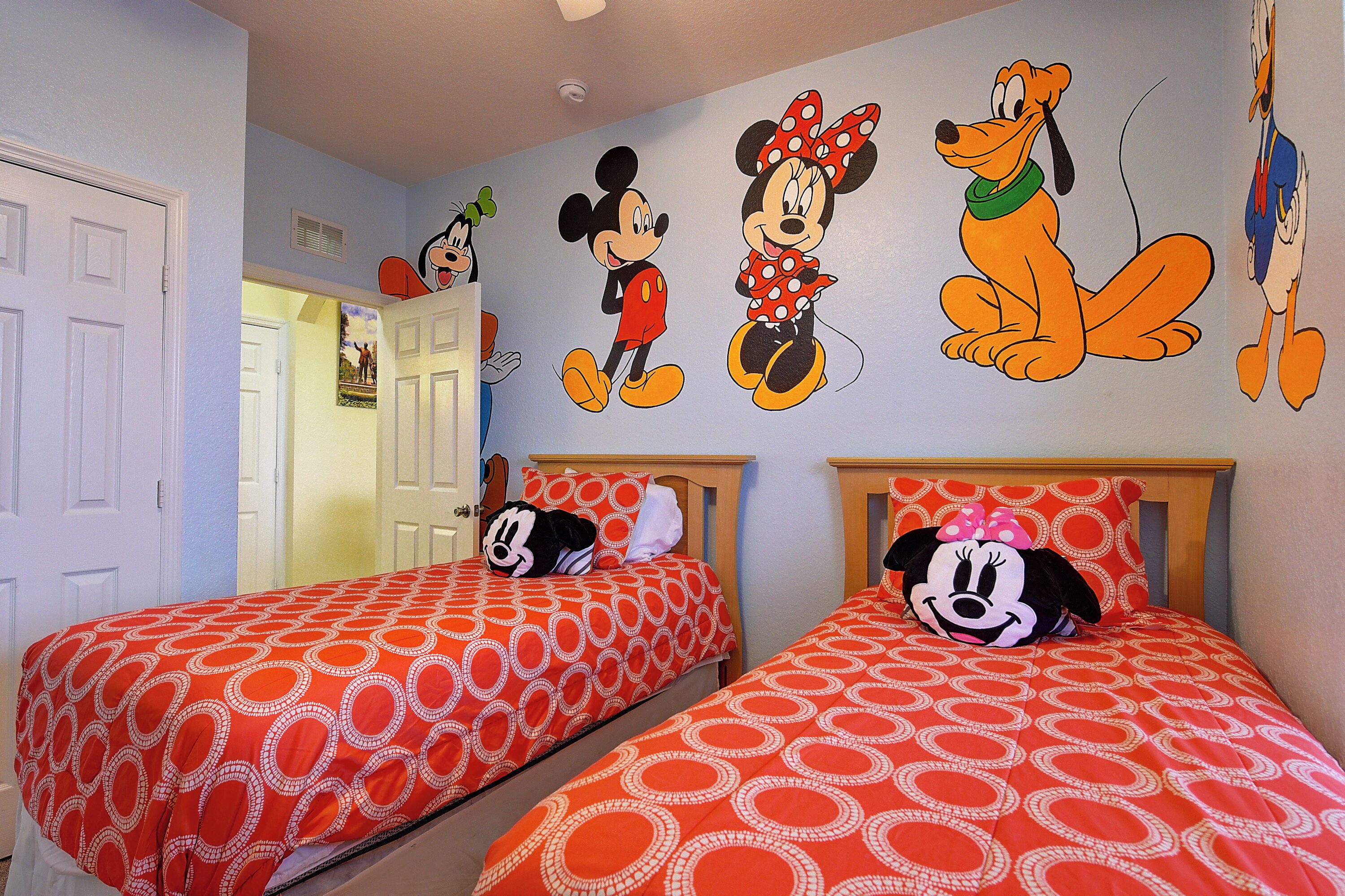 3 bedrooms, iron/ironing board, travel crib, WiFi