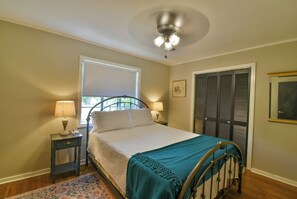 4 bedrooms, iron/ironing board, travel cot, free WiFi