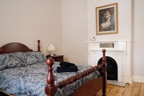 Luksustalo, näköala puutarhaan | 3 makuuhuonetta, egyptinpuuvillaiset lakanat, ylelliset vuodevaatteet