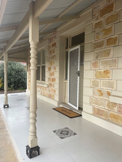 Country Style Louisa - Gawler 