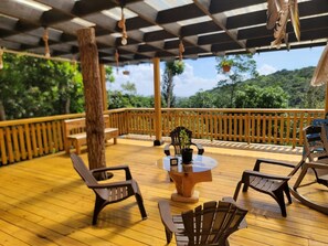 Outdoor dining - Villa con piscina en Jarabacoa (Jarabacoa)