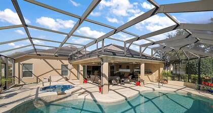 Private Pool Oasis in St Charles